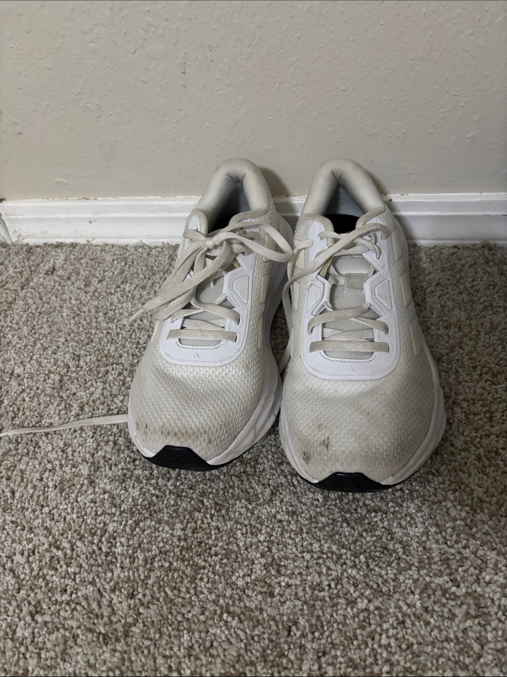 White Athletic Sneakers - Lightweight Comfort
